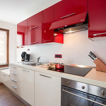 Alpes Apt 4 Happy - Happy *